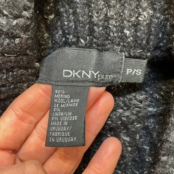 DKNY pure merino wool turtleneck poncho cape black white speckles size S - Picture 6 of 15